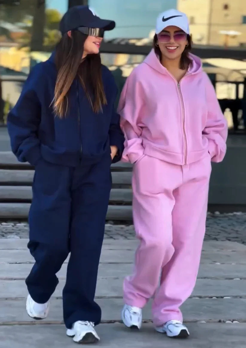 CH-579 Hooded Tracksuit For Winter