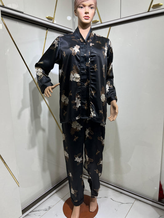 Beaswear Fabric slik Night dress Itme num ly 101