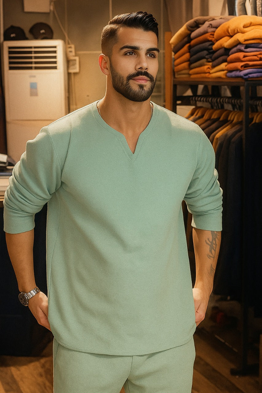 LI-46 BEA'S NEW WINTER V-NECK TRACKSUIT