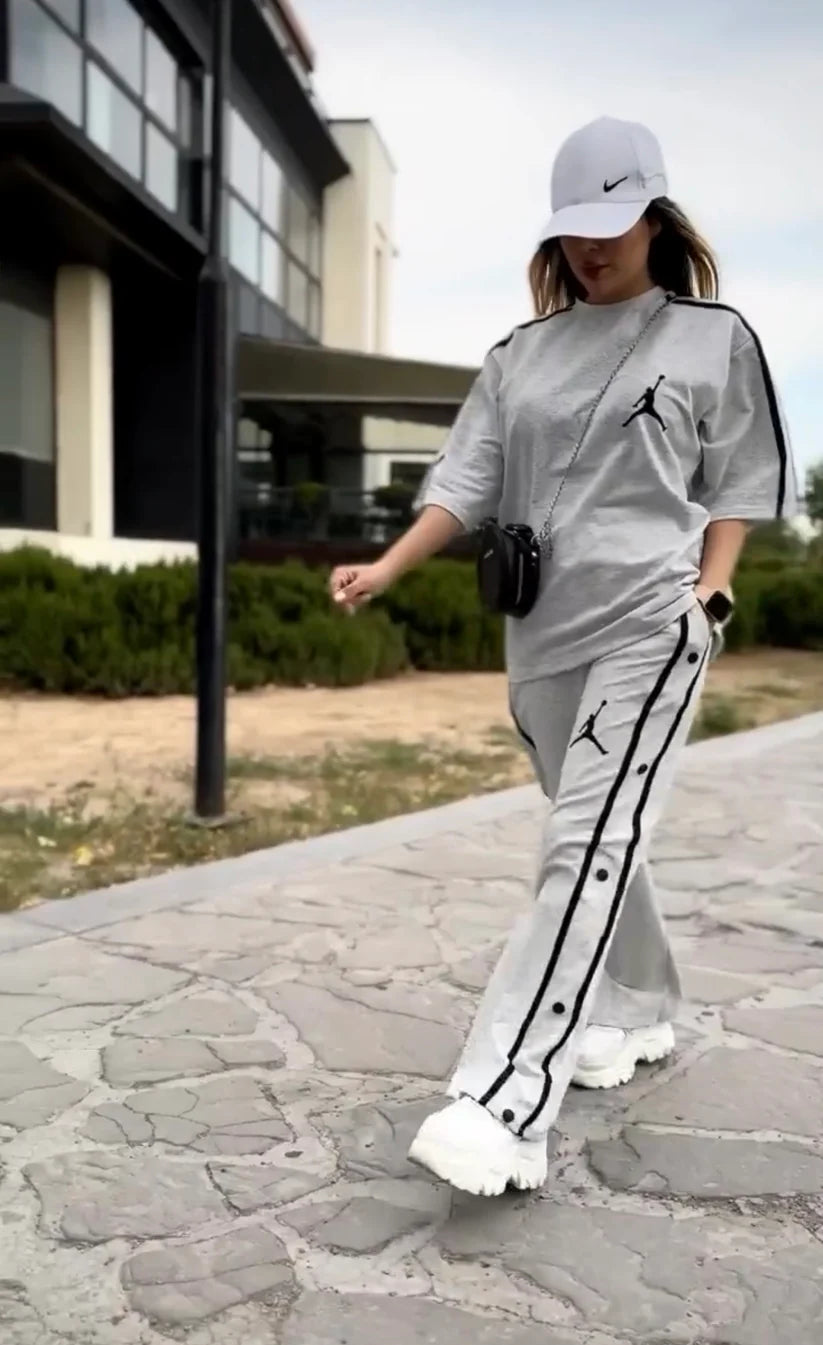 CH#440 BEA'S Sides Button Style T-Shirt And Jogger Pant