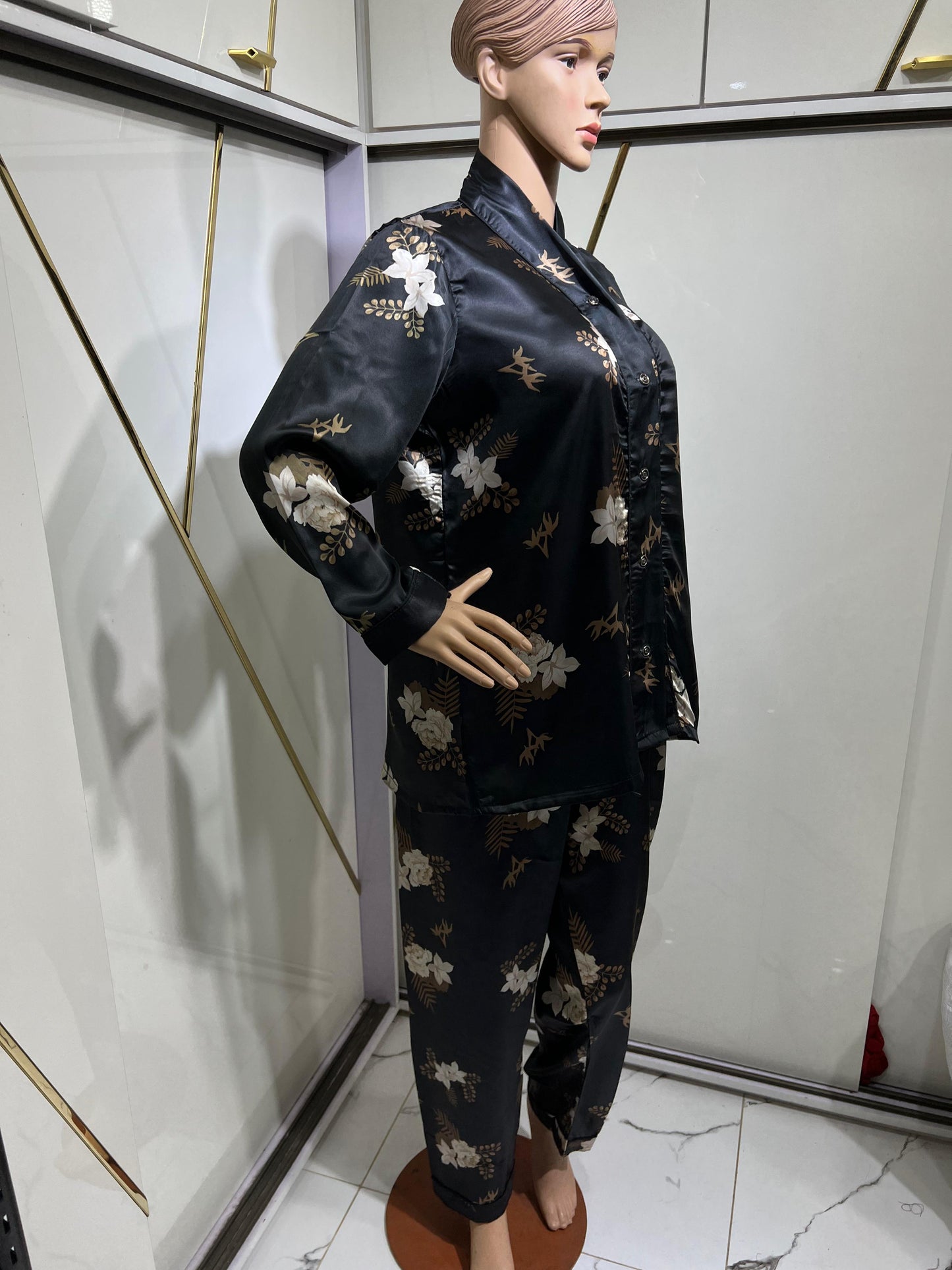 Beaswear Fabric slik Night dress Itme num ly 101