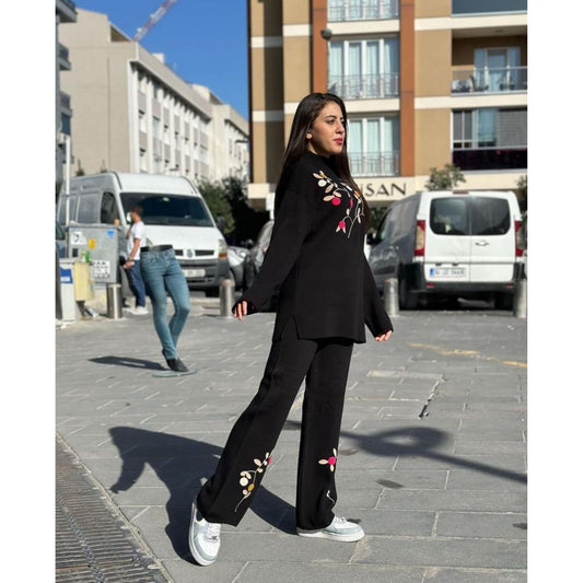 CH-382 Bea's 2 Pcs Embroidery Fleece Co ord Set