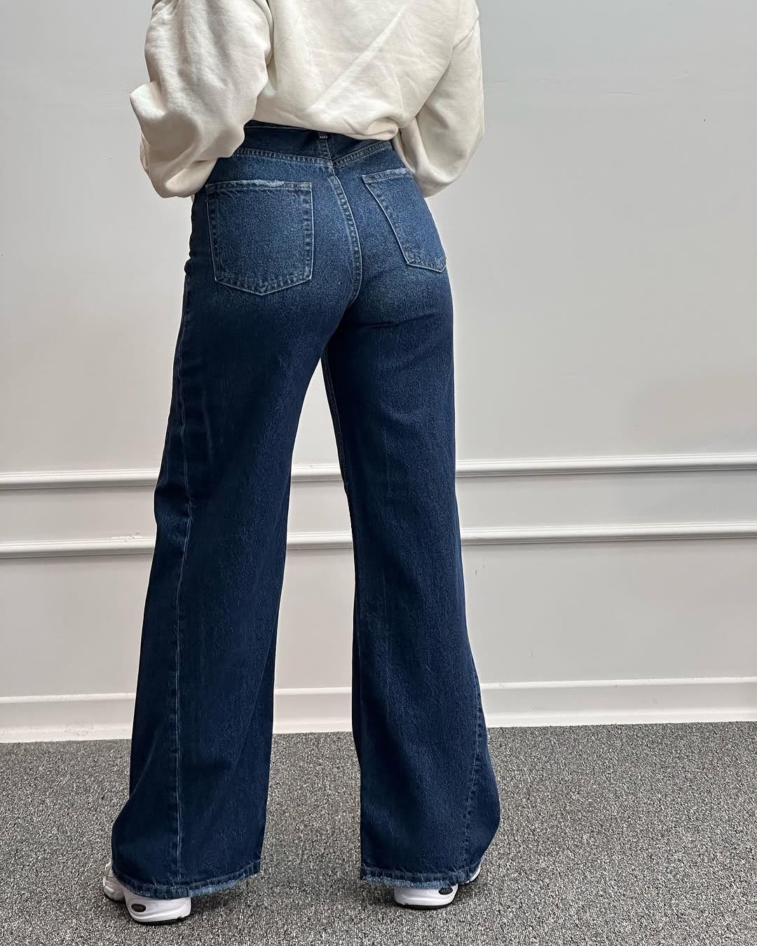 J-01 BEA'S RESERVED EXTRA WIDE LEG MID BLUE JEANS FOR WOMEN