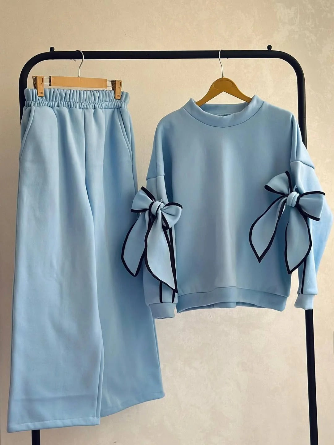 CH-621 BEAS Pookie Bow Co-Ord Set