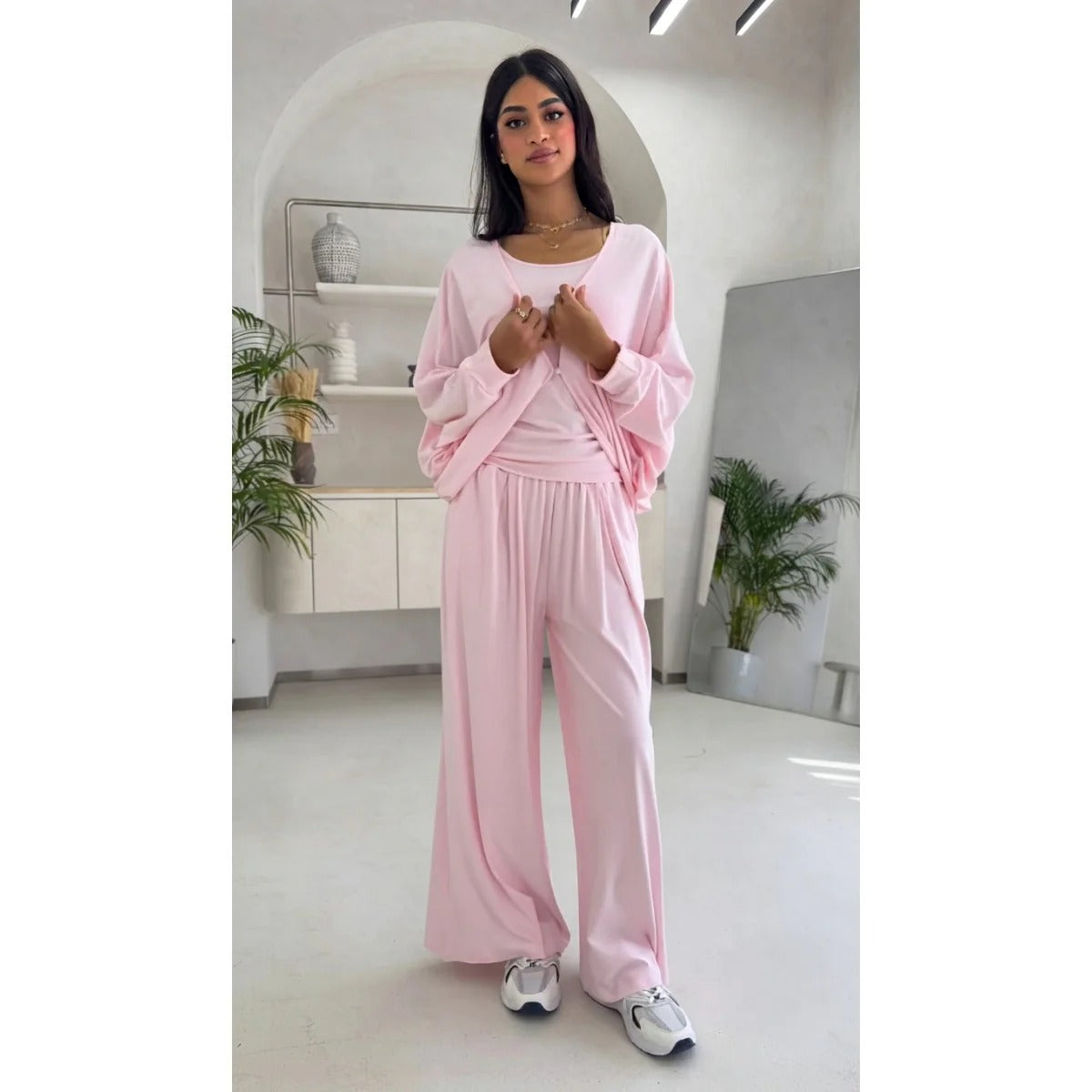 CH-6085 |BEAS| The Everyday Comfort Outfit